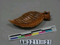 藏品(葉形盤)的圖片